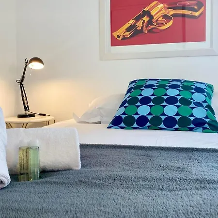 Le Triangle D'or - 1 Bedroom With Terrace *