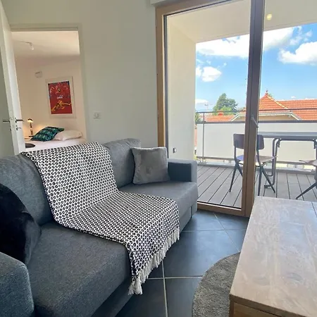 Apartment Le Triangle D'or - 1 Bedroom With Terrace